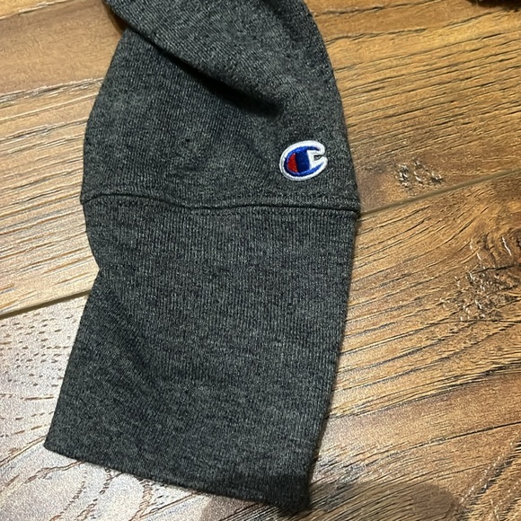 champion crewneck - Picture 2 of 4